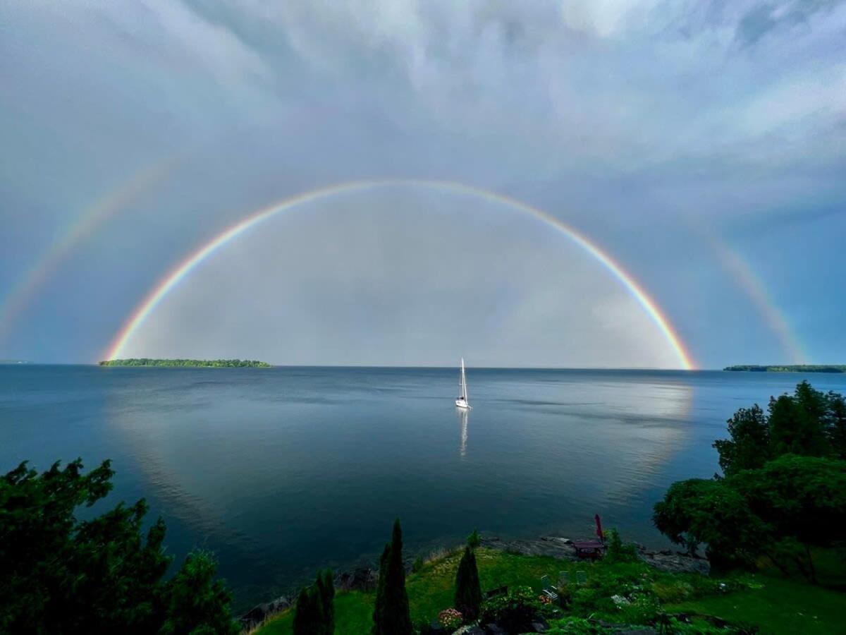 Loza House Adirondack Skydeck Unit Lake Front Plattsburgh Esterno foto