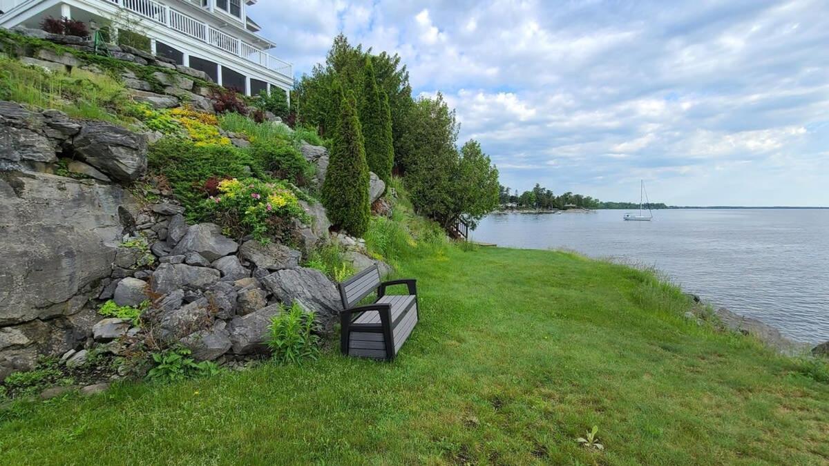 Loza House Adirondack Skydeck Unit Lake Front Plattsburgh Esterno foto